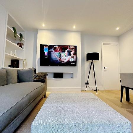 Londwell, Luxe And Leaves, Chelsea Flat With Private Garden Apartment Лондон Екстериор снимка