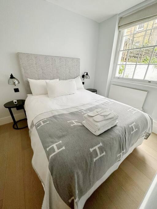 Londwell, Luxe And Leaves, Chelsea Flat With Private Garden Apartment Лондон Екстериор снимка